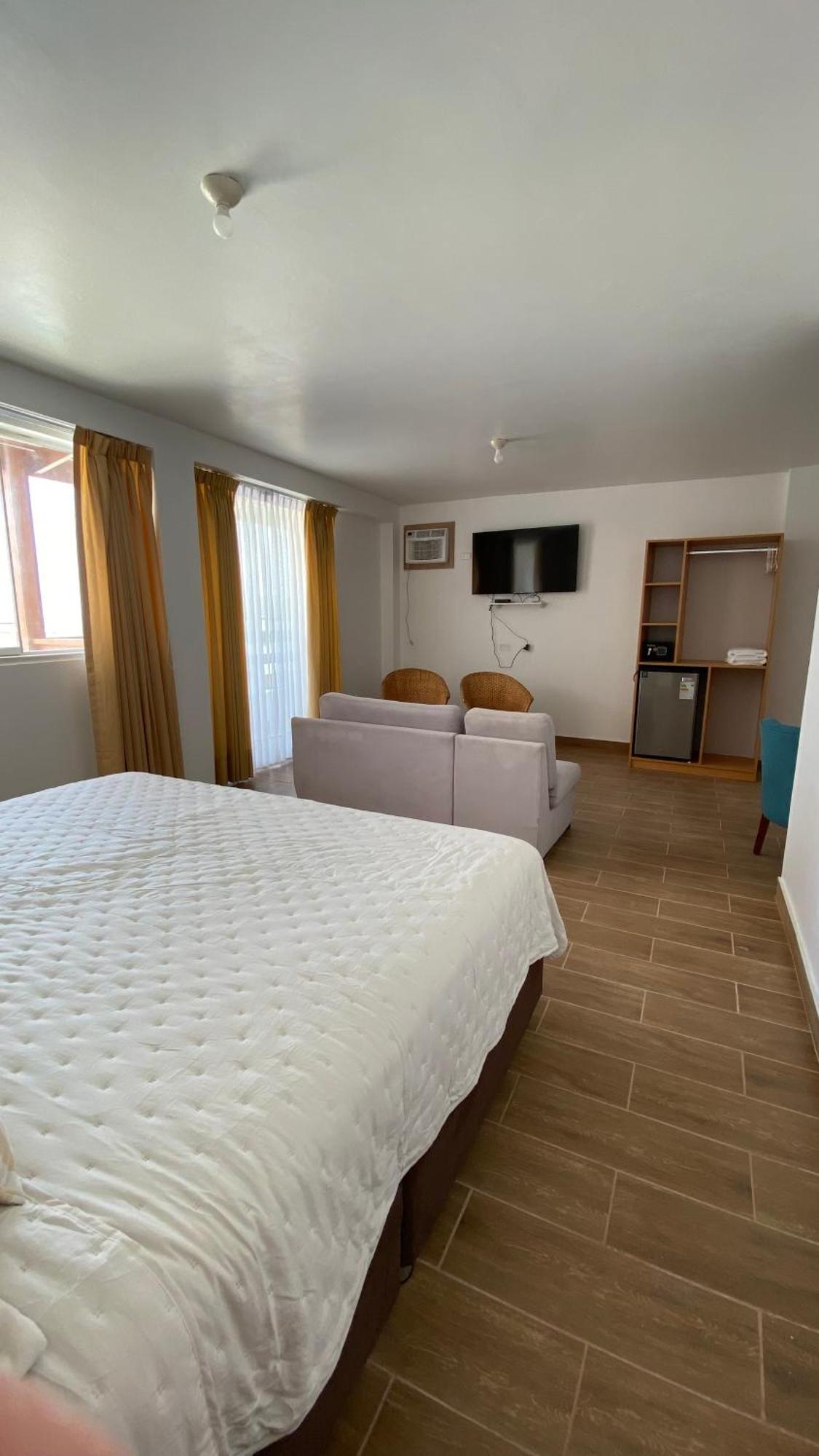 Prim Hotel Vichayito Extérieur photo