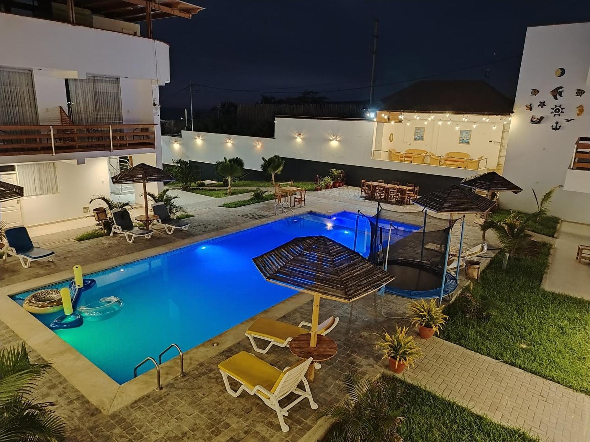 Prim Hotel Vichayito Extérieur photo